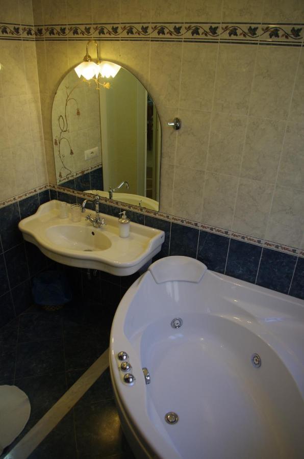 Tucci'S Roma Guest House Εξωτερικό φωτογραφία