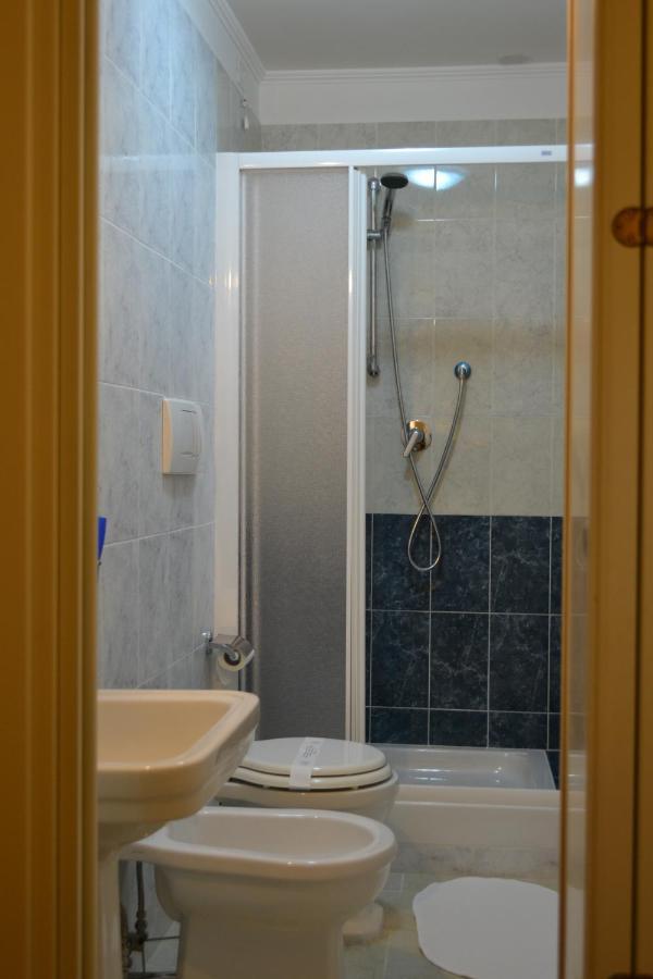 Tucci'S Roma Guest House Εξωτερικό φωτογραφία