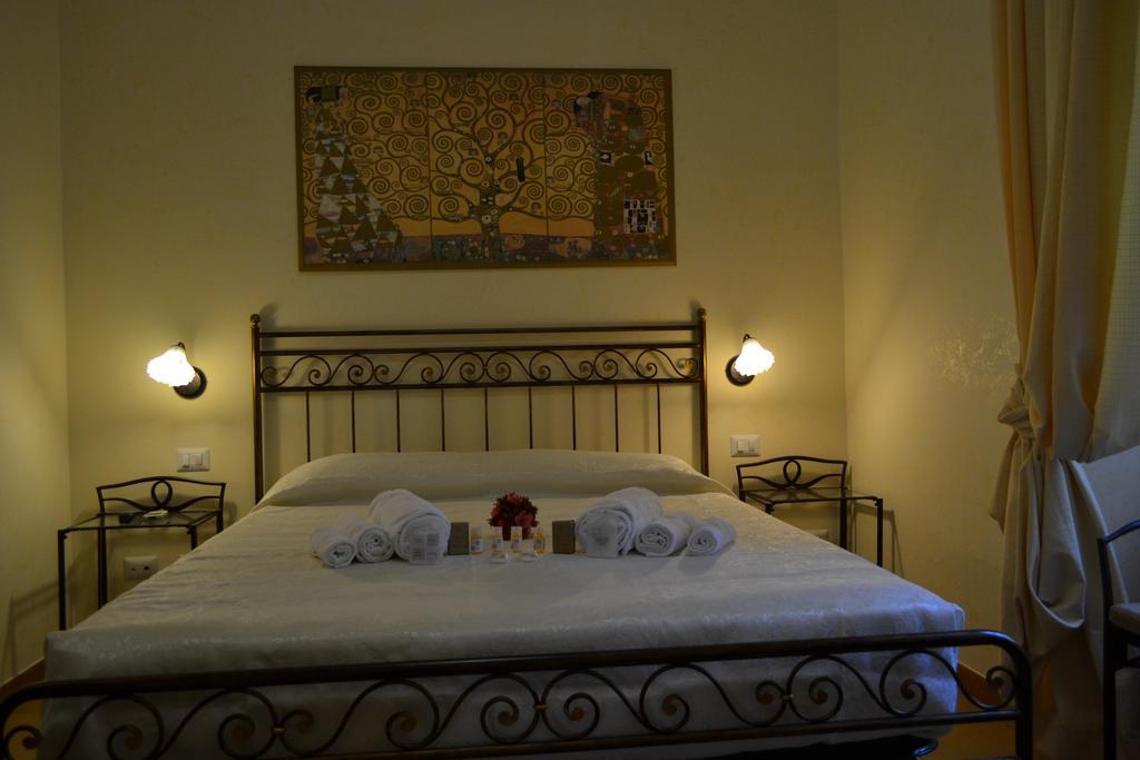 Tucci'S Roma Guest House Εξωτερικό φωτογραφία